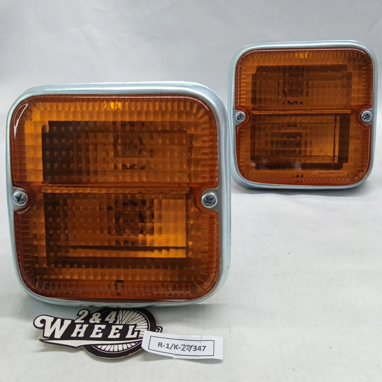 Front Turn Signal For Daihatsu TAFT F20 F50 Wildcat Toyota Blizzard 1Pair L/R