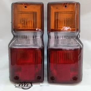 Rear Turn Signal Lamp Tail Light Set Daihatsu Rocky Feroza Blizzard LH/RH NEW