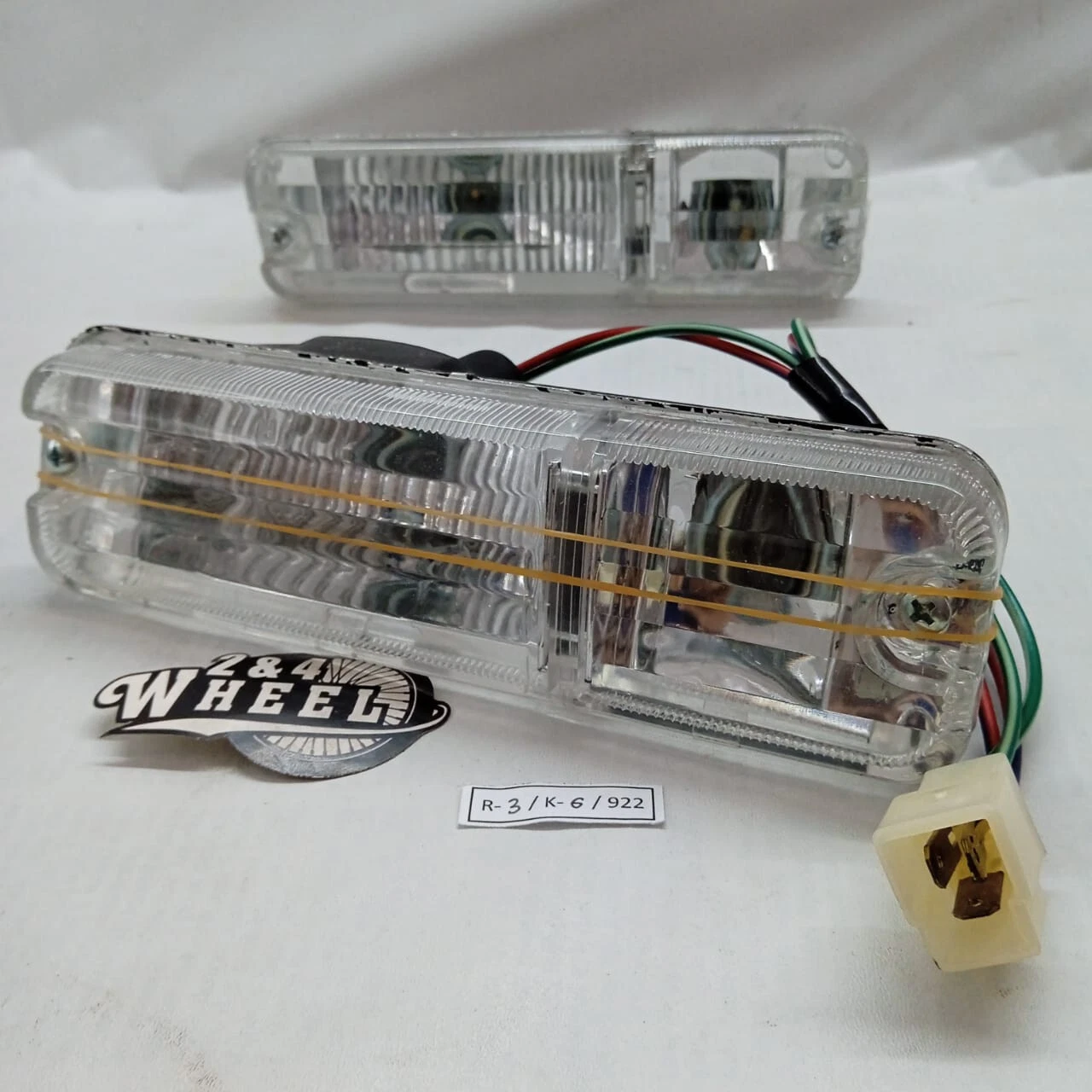 Daihatsu TAFT Feroza Rocky Sportrak Fourtrak Front Turn Signal Lamp Assy 1Pair - Image 4