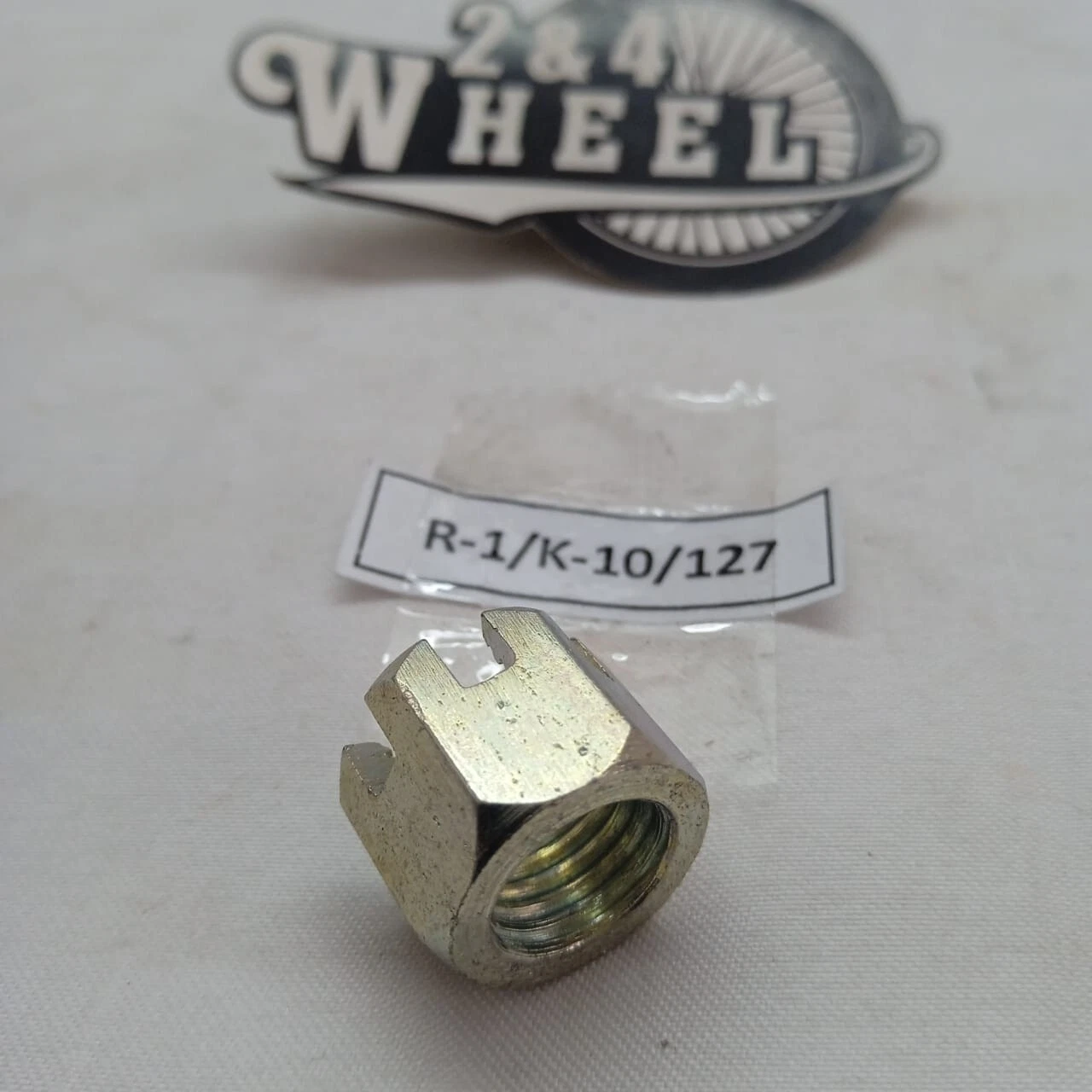 Suzuki Front Wheel Axle Castle Nut 09141-10006L000 0914110006L000 - Image 2