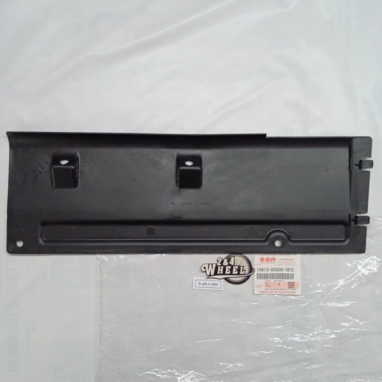 Suzuki Cover Instrument Panel Lower Jimny JA11C 73813-83000-5ES NEW OEM - Image 2