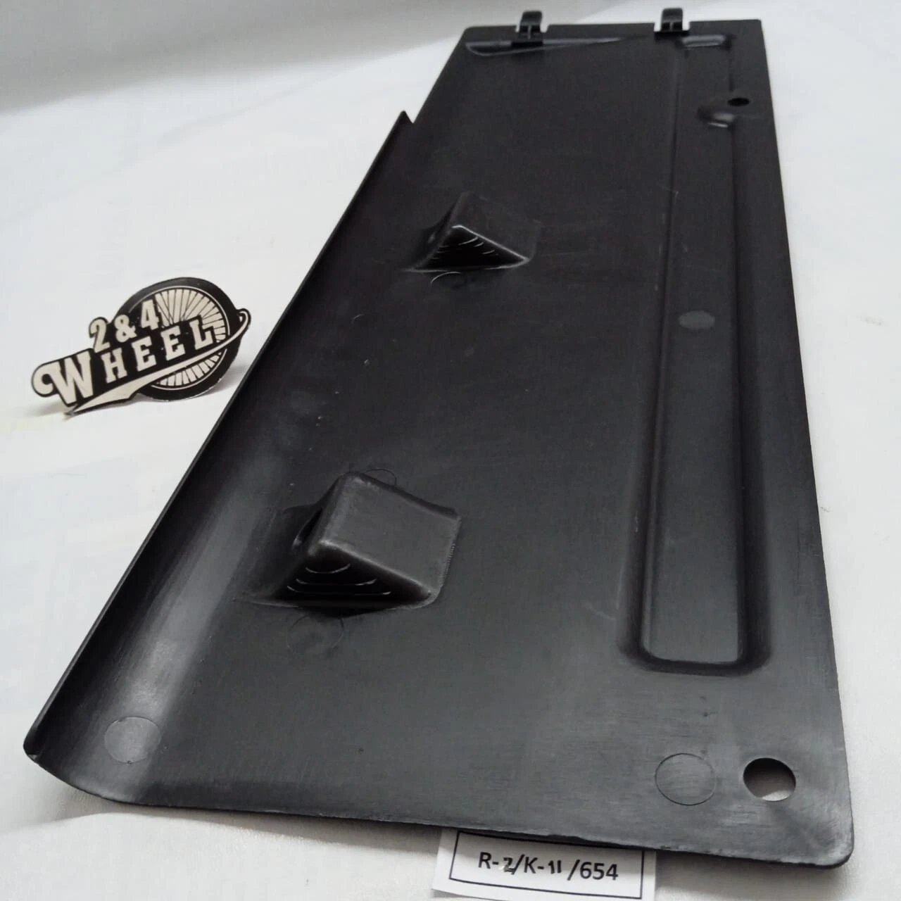 Suzuki Cover Instrument Panel Lower Jimny JA11C 73813-83000-5ES For RHD - Image 4
