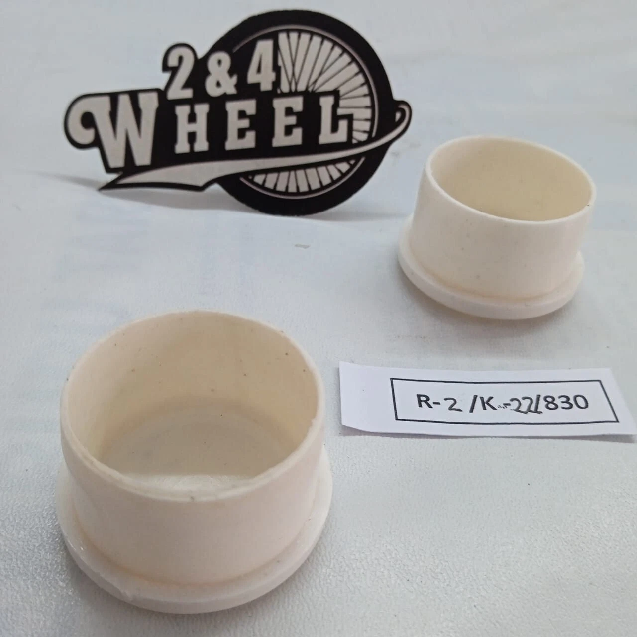 Honda C50 C65 C70 C90 C100 C102 C105 Swing Arm Cap Cover Pair Lh/Rh NEW - Image 2