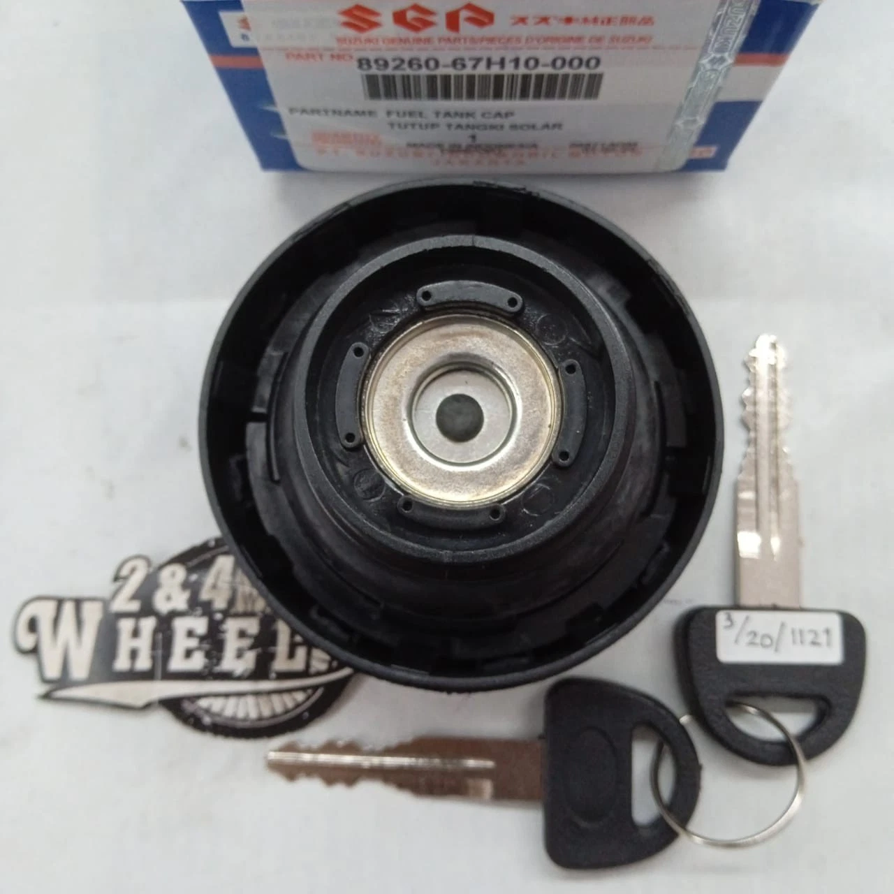 Suzuki APV Carry Every Super Carry GA413 GC415 Fuel Filler Cap with Keys Assy - Image 4