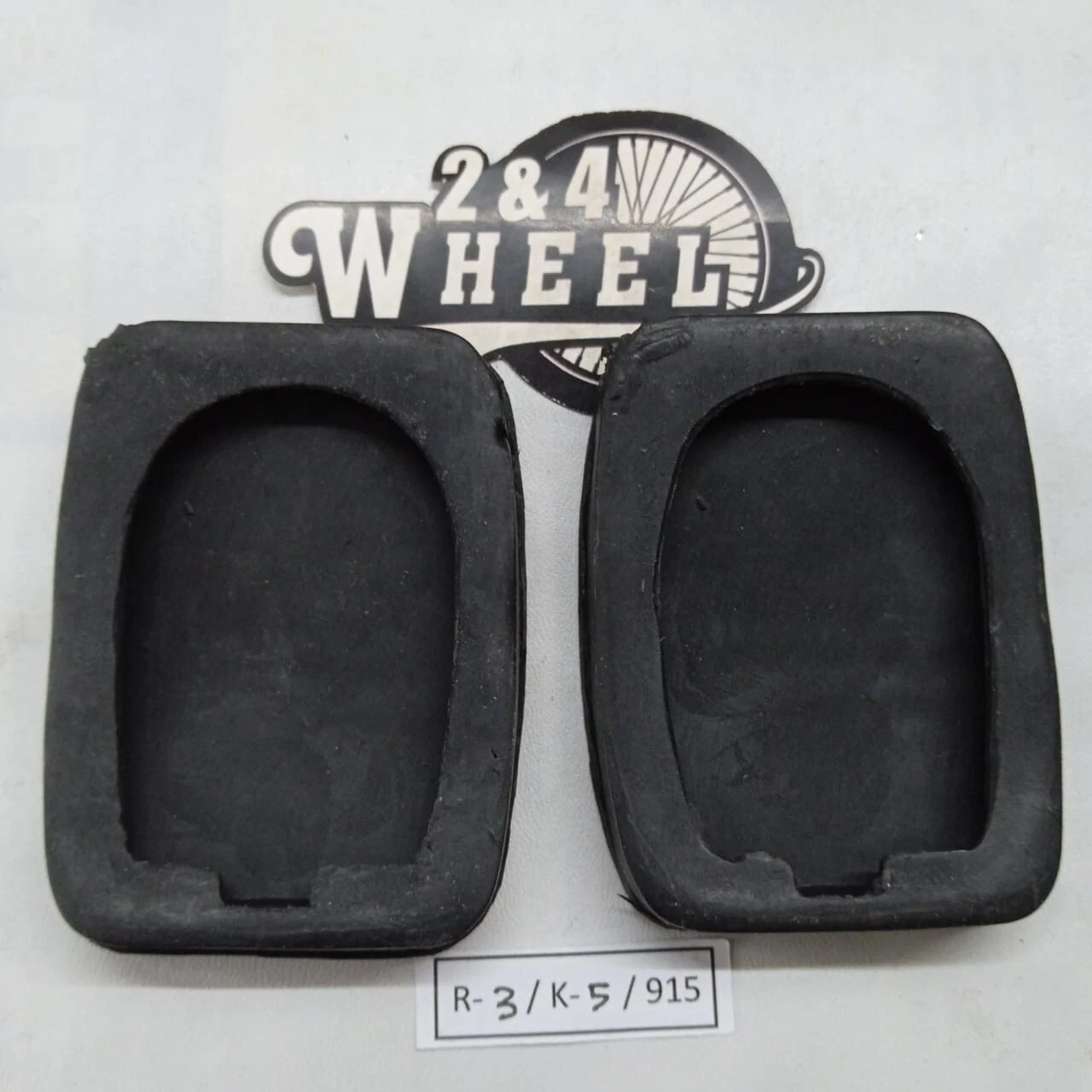 Suzuki LJ50 LJ80 LJ81 Brake and Clutch Pedal Pad Rubber NEW - Image 2