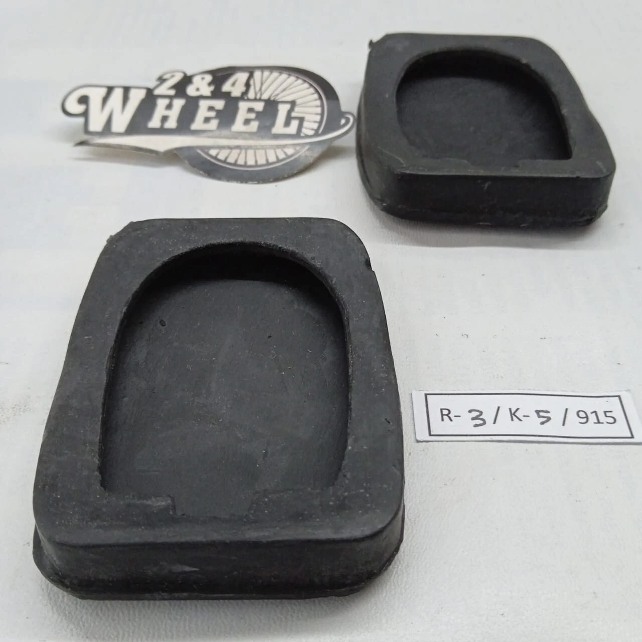 Suzuki LJ50 LJ80 LJ81 Brake and Clutch Pedal Pad Rubber NEW - Image 3