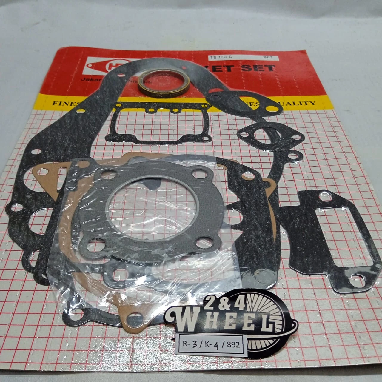 Suzuki TS100 TS100C Complete Cylinder Head Engine Gasket Set NEW - Image 2