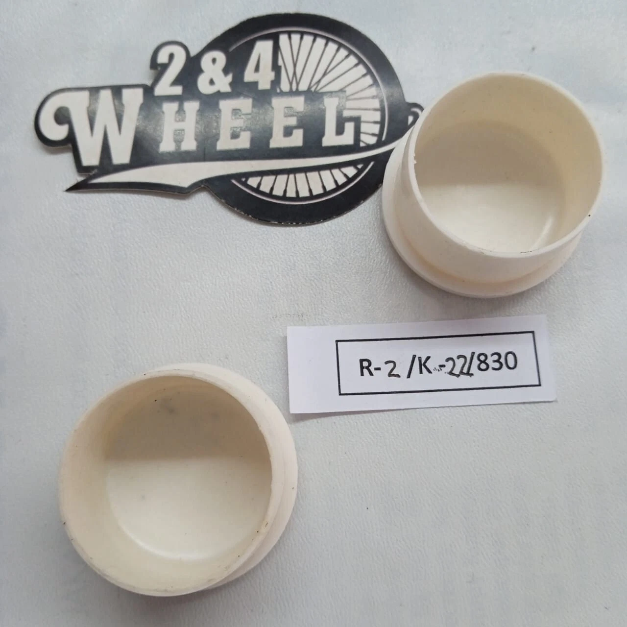 Honda C50 C65 C70 C90 C100 C102 C105 Swing Arm Cap Cover Pair Lh/Rh NEW - Image 3