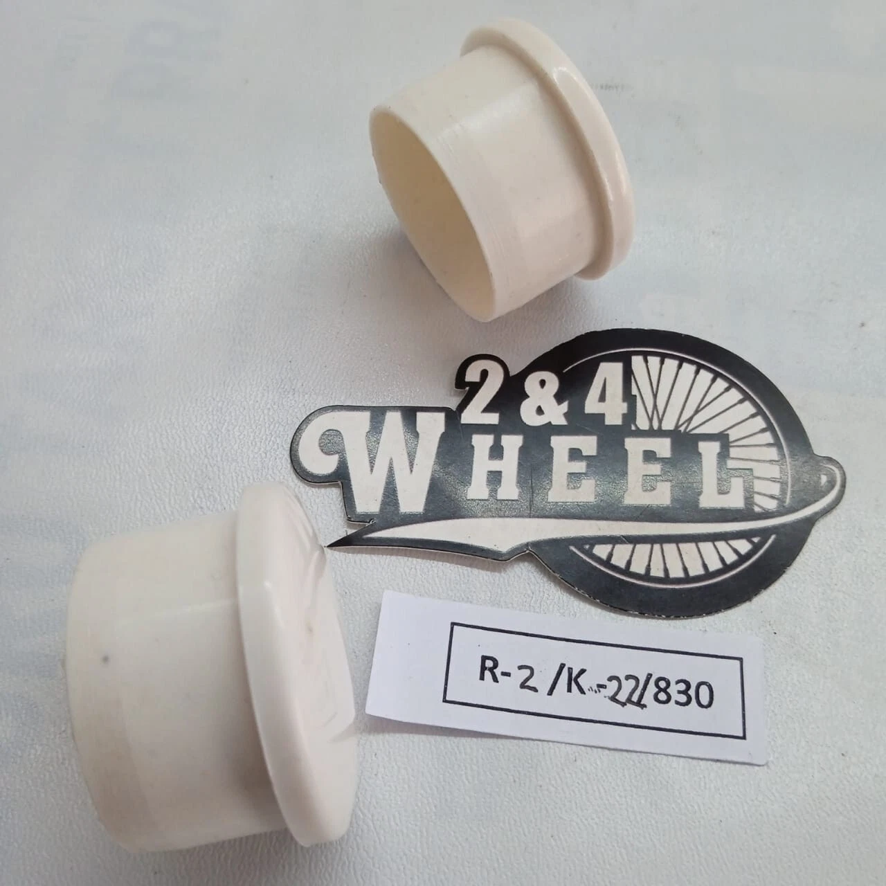 Honda C50 C65 C70 C90 C100 C102 C105 Swing Arm Cap Cover Pair Lh/Rh NEW - Image 4