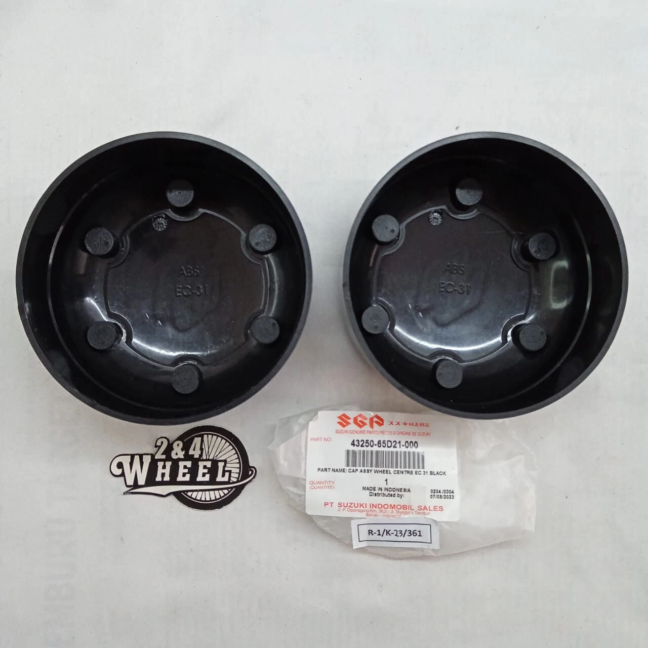 2Pcs Suzuki Vitara Escudo Jimny Samurai Sidekick Sierra Wheel Center Cap NEW