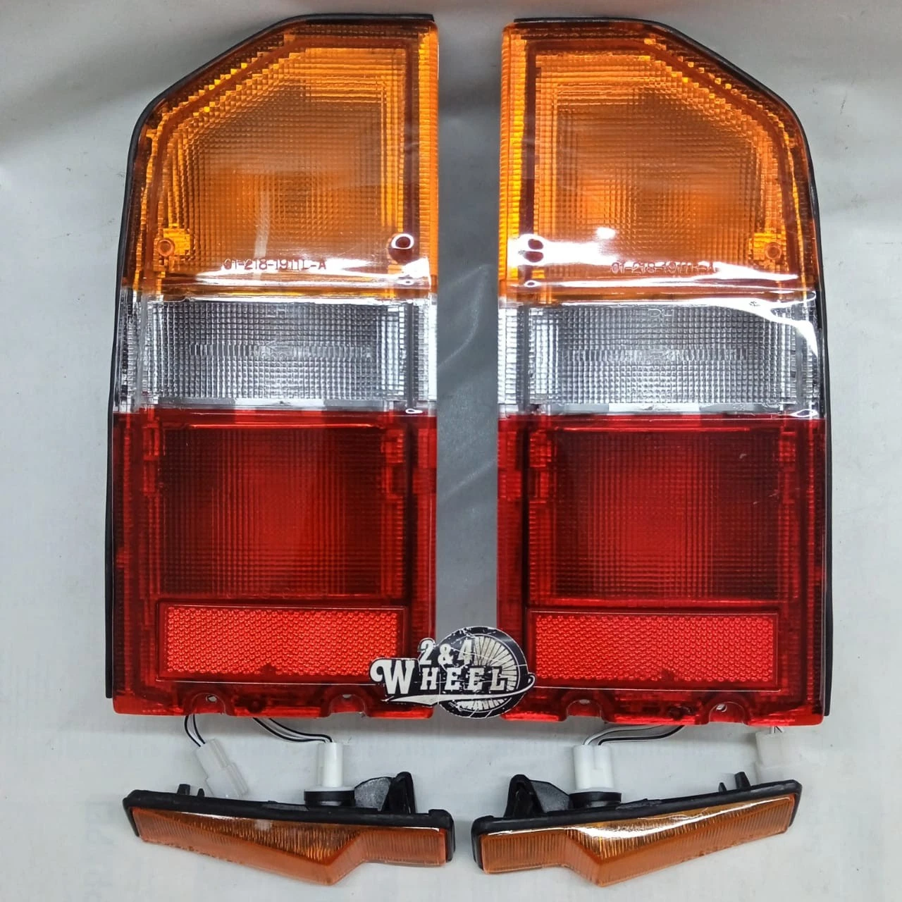 Suzuki Sidekick Vitara Tail Light Fits Geo Tracker Tail Light and Side Lamp L/R - Image 2