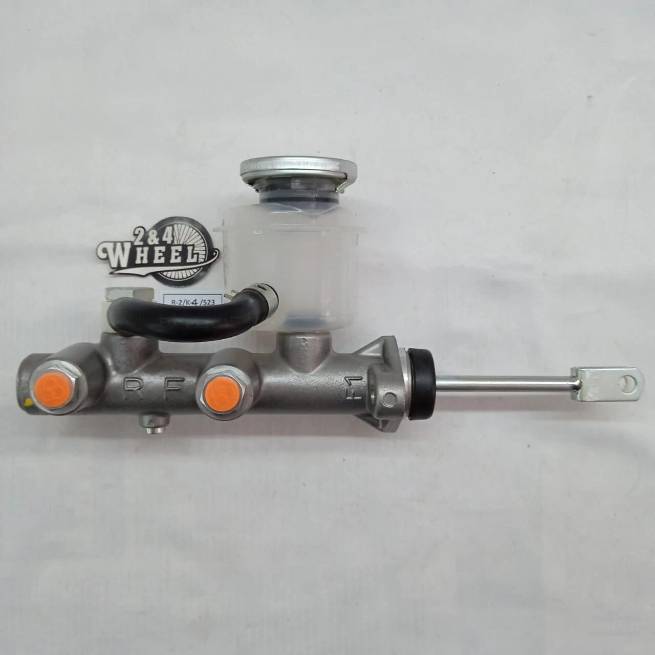 Suzuki Jimny LJ50 LJ51 LJ80 Brake Master Cylinder Assy NEW EXPRESS SHIPPING - Image 3