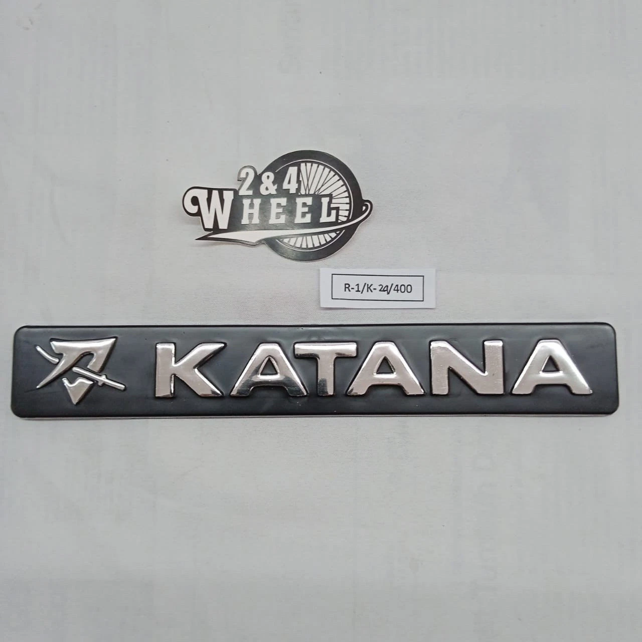 Suzuki SJ410 SJ413 Samurai Jimny Katana Front Badge Side Emblem 3D 1Pcs