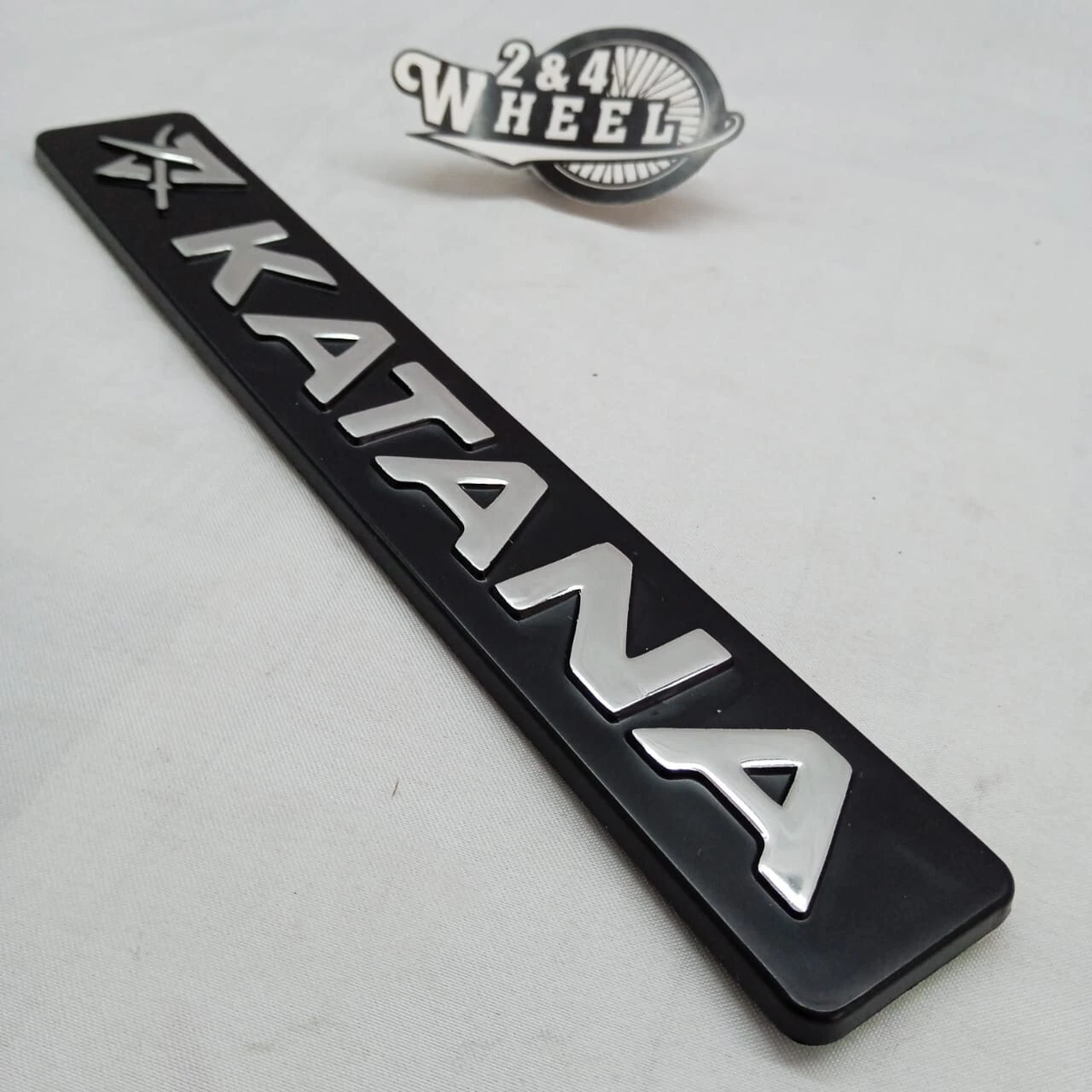Suzuki SJ410 SJ413 Samurai Jimny Katana Front Badge Side Emblem 3D 1Pcs - Image 2