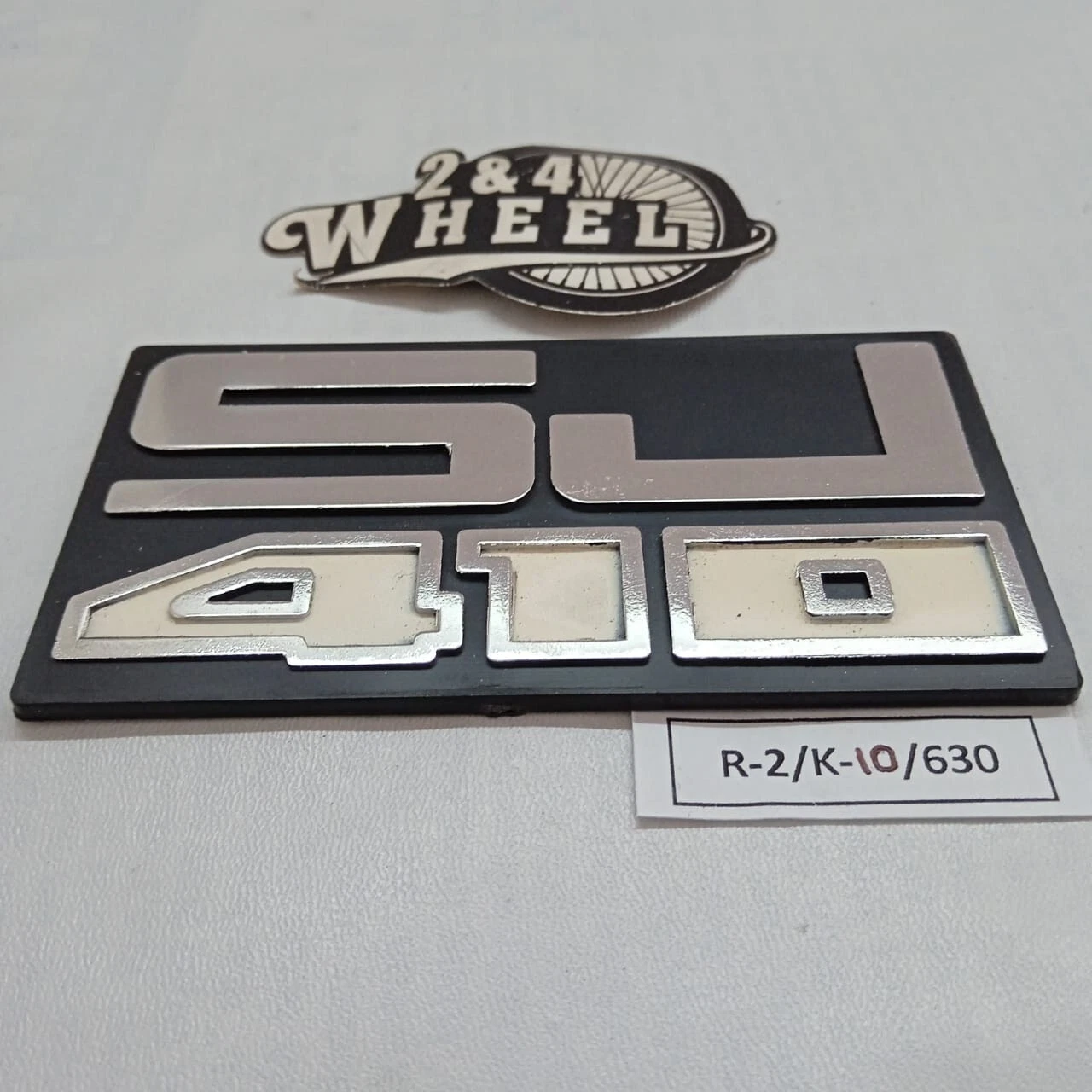 2 Pcs Suzuki SJ410 Jimny Katana Sierra Emblem Badge NEW - Image 3