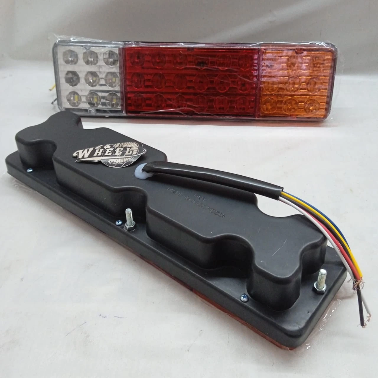 Fits For Suzuki Jimny Sierra Samurai SJ410 SJ413 Gypsy Rear Tail Light Lamp Pair - Image 4