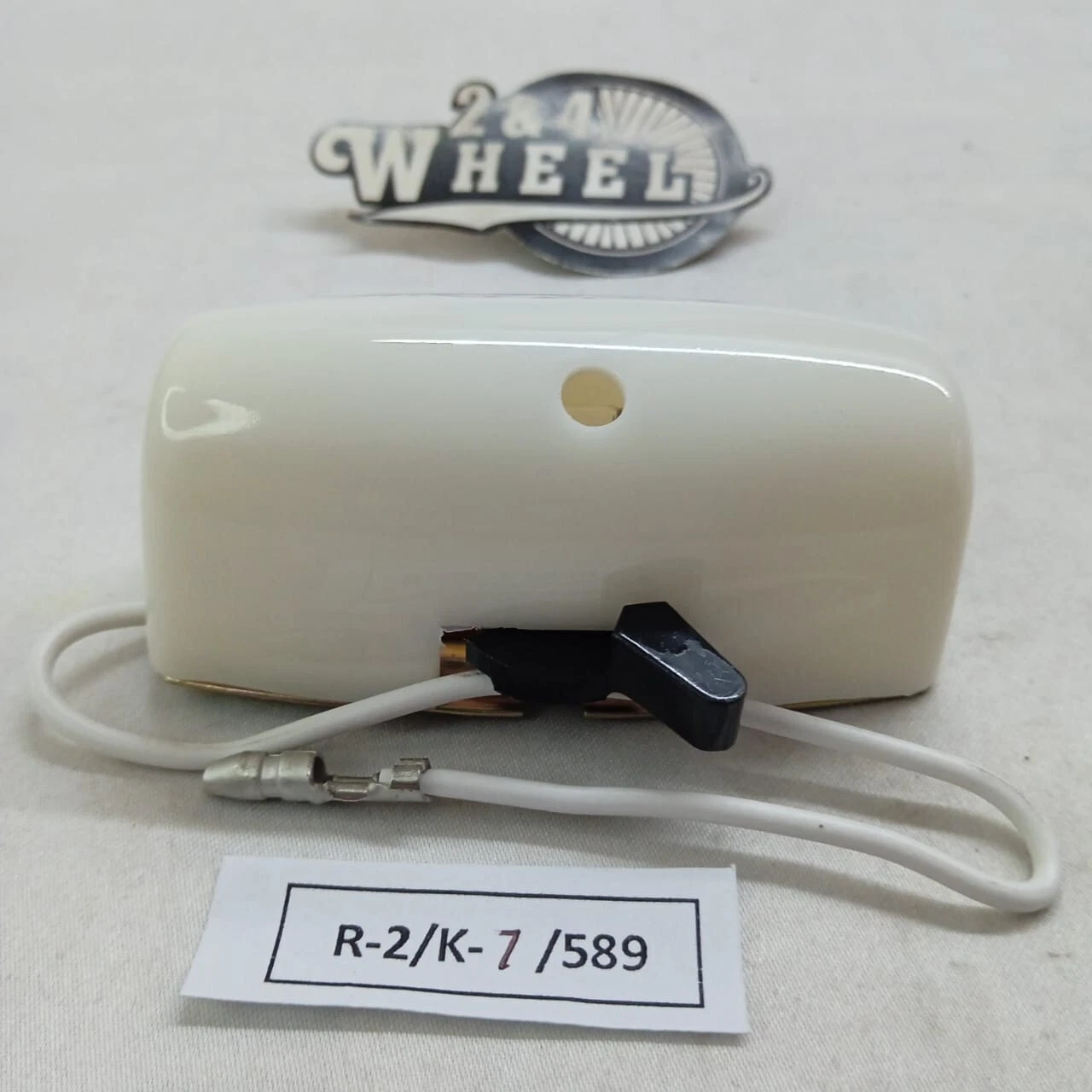 Suzuki LJ10 LJ20 LJ50 LJ80 Stockman Cabrio Interior Room Lamp Dome Light Assy - Image 4