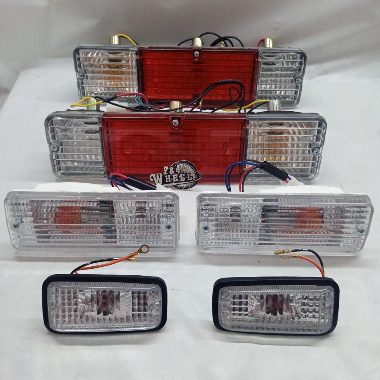 Suzuki Jimny Sierra SJ410 SJ413 Tail Light Front Bumper and Side Lamp Light Set