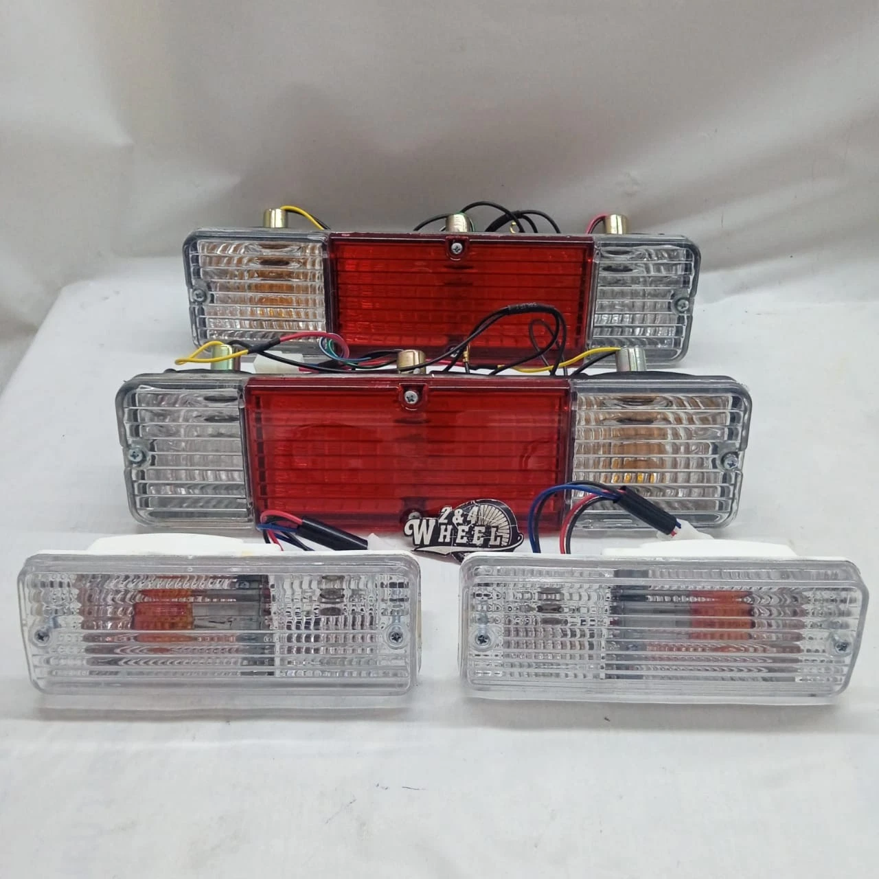 Fits Suzuki Jimny Sierra SJ410 SJ413 Tail Light and Front Bumper Light Set NEW