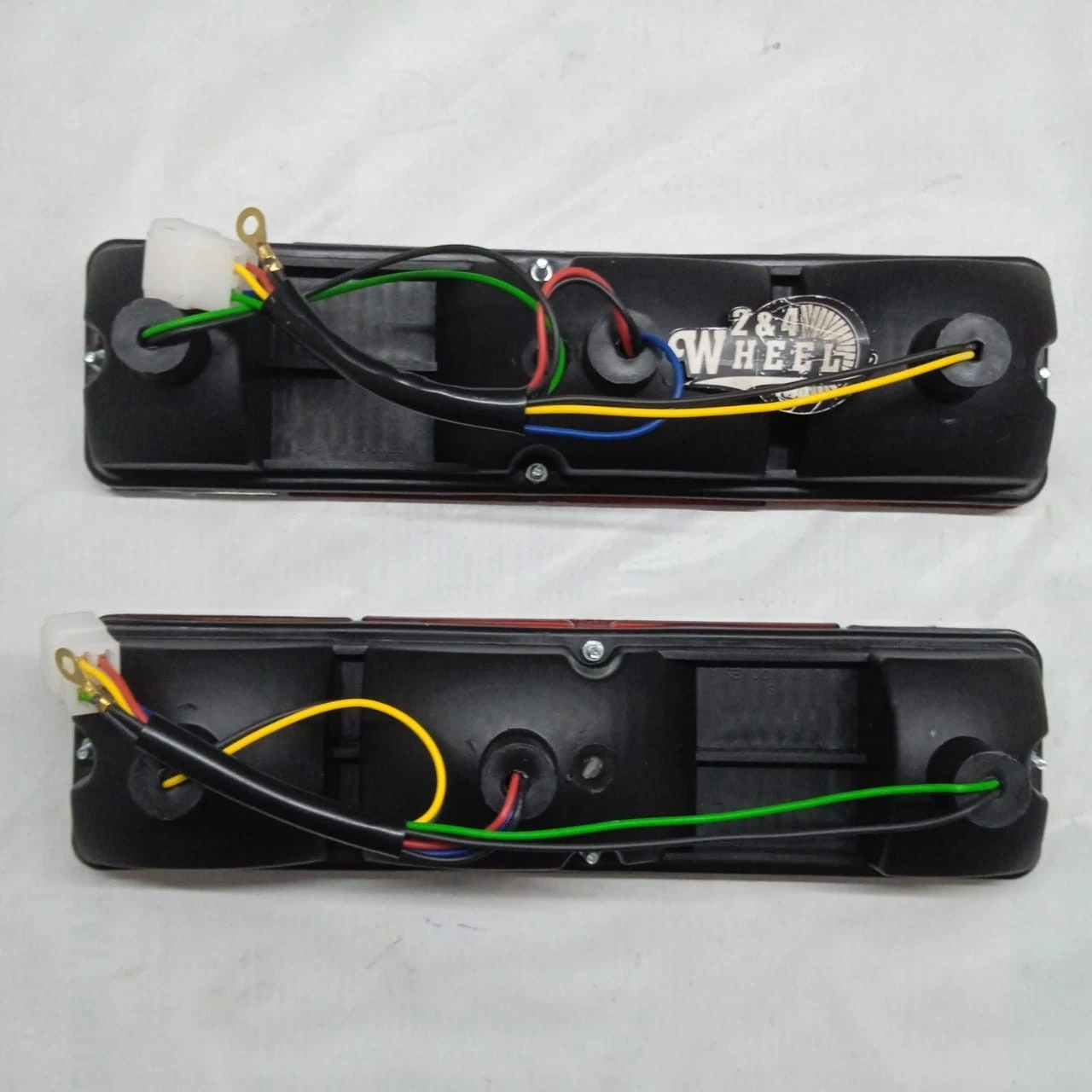 Fits For Suzuki Jimny Sierra Samurai SJ410 SJ413 Gypsy Rear Tail Light Lamp Pair - Image 2