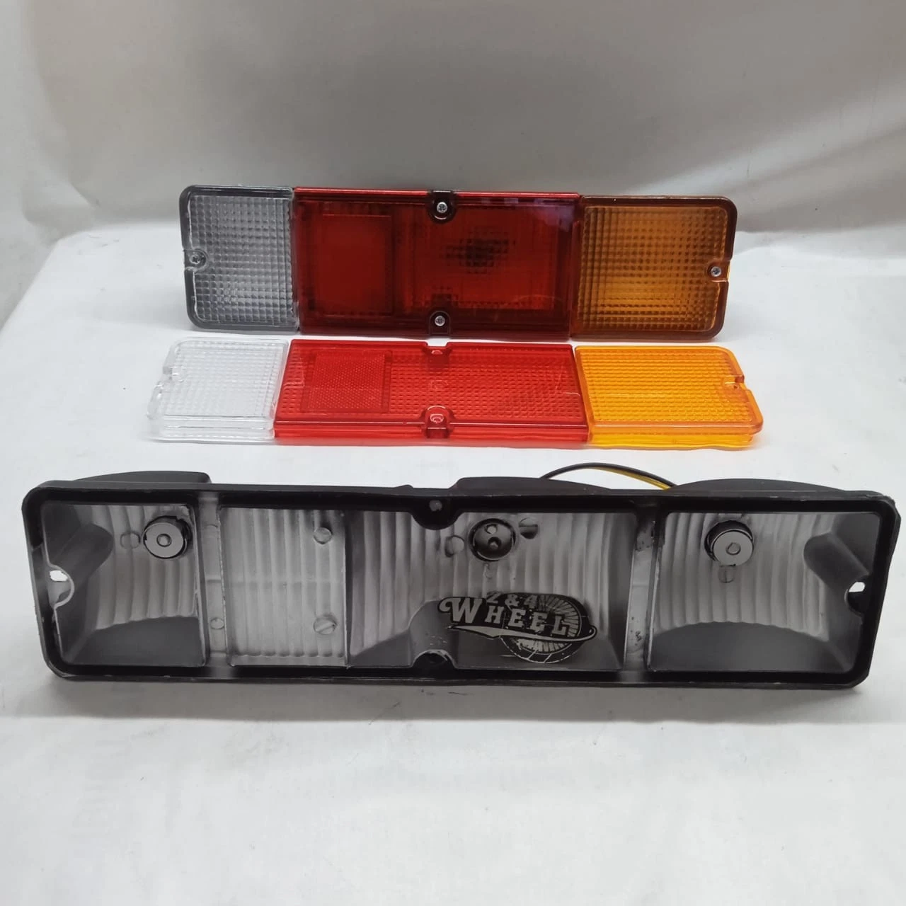 Suzuki Jimny Seirra Samurai SJ410 SJ413 Gypsy Tail Light Lamp Pair Lh/Rh - Image 4