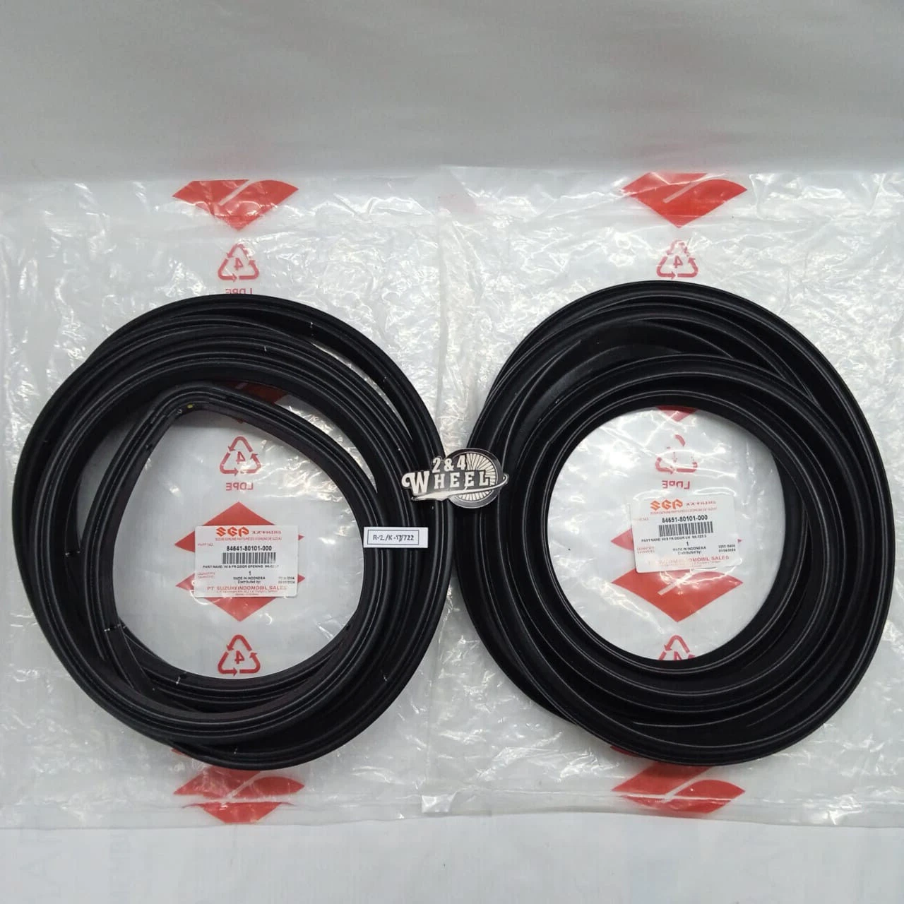 Fits Suzuki SJ410 SJ413 Samurai Front Door Weatherstrip Rubber Seal 1Pair Lh/Rh - Image 2