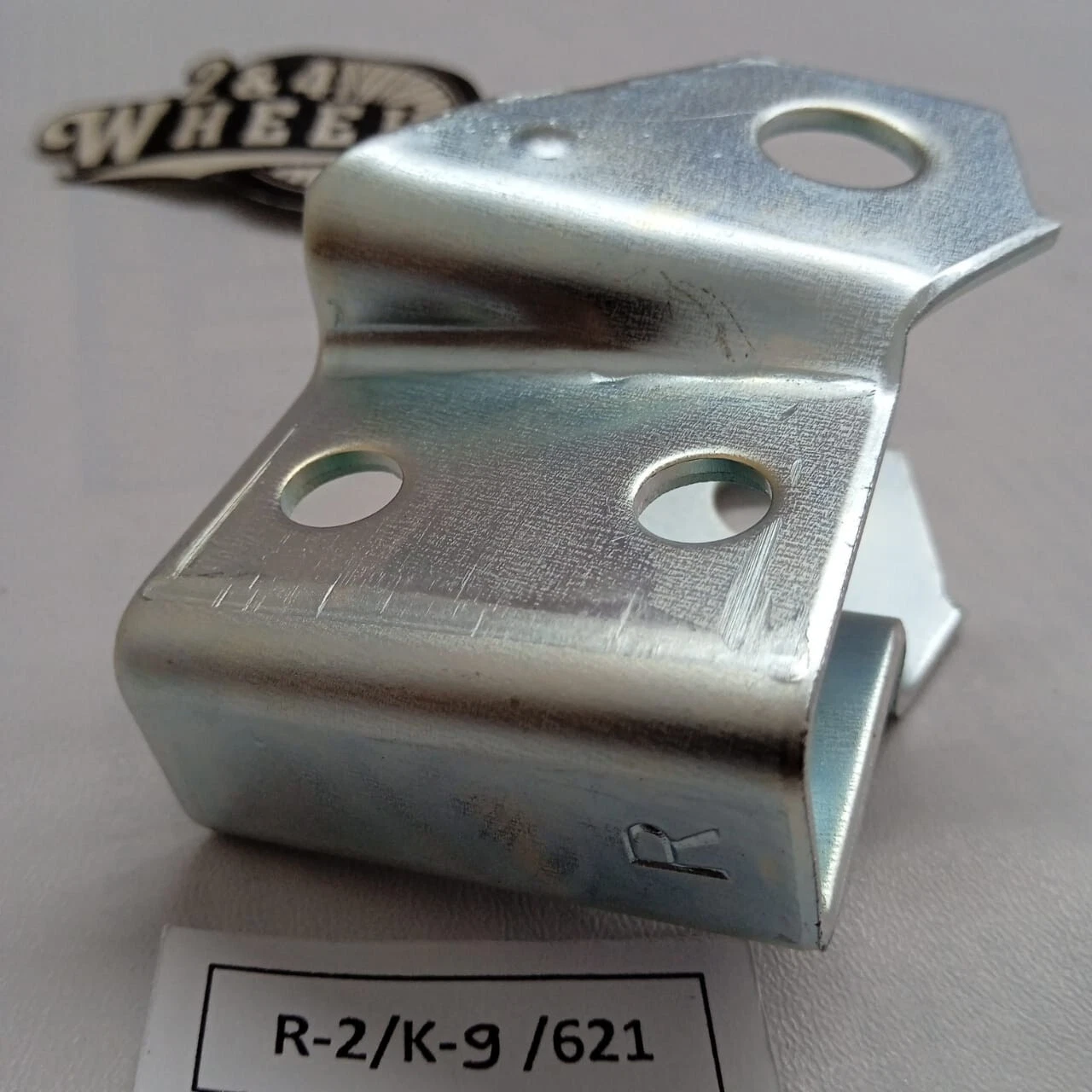 Genuine Suzuki Samurai Sierra SJ410 SJ413 Stay Steering Damper Bracket RH - Image 4