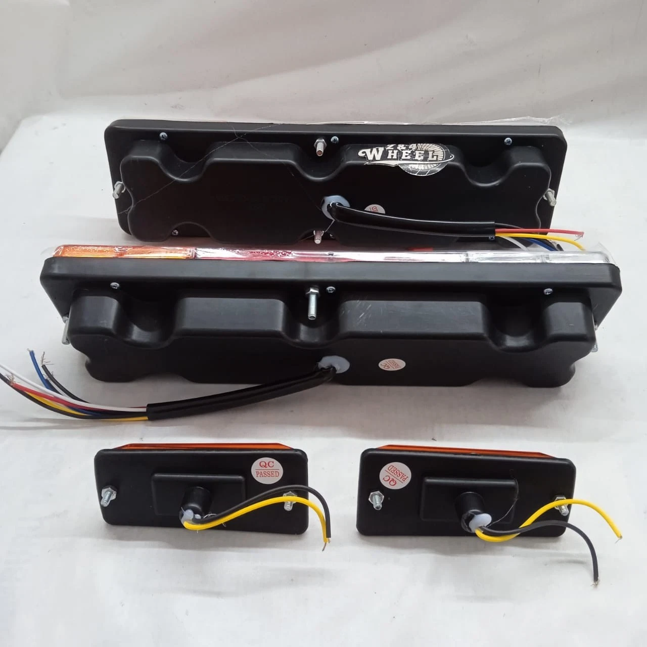Suzuki Jimny Seirra Samurai SJ410 SJ413 Tail Light and Side Lamp LED SET NEW - Image 2