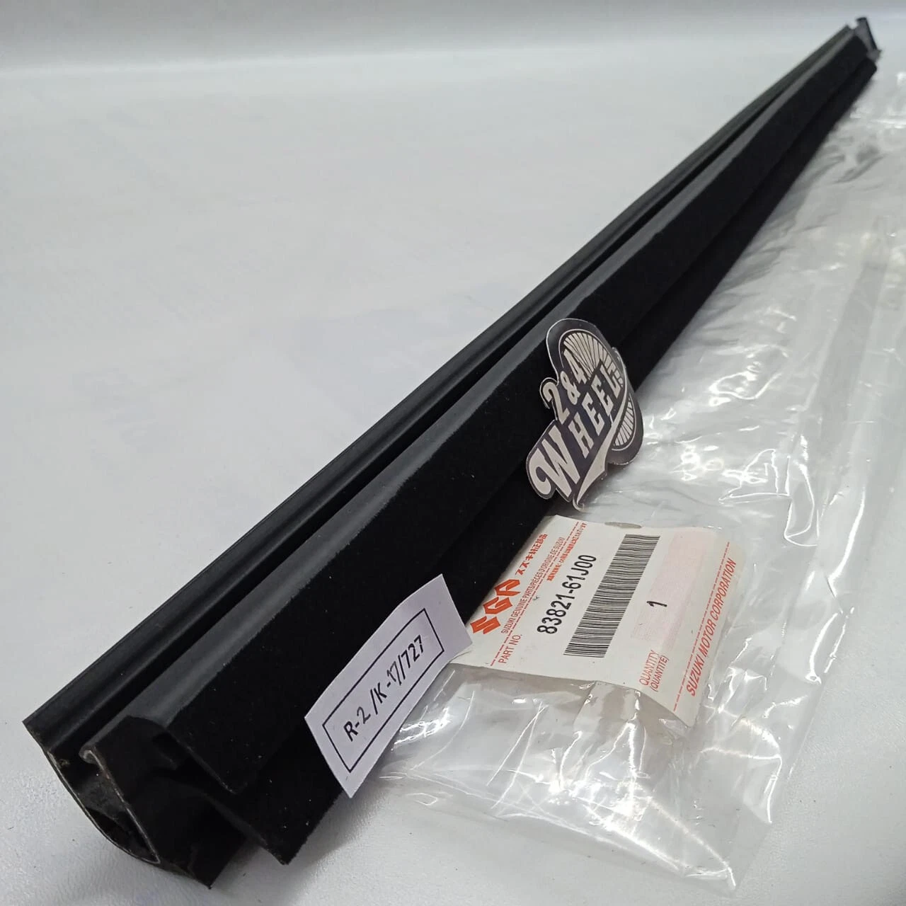 Door Glass Weatherstrip Outer Set Suzuki APV Carry Super Carry GC415 GC416 NEW - Image 3