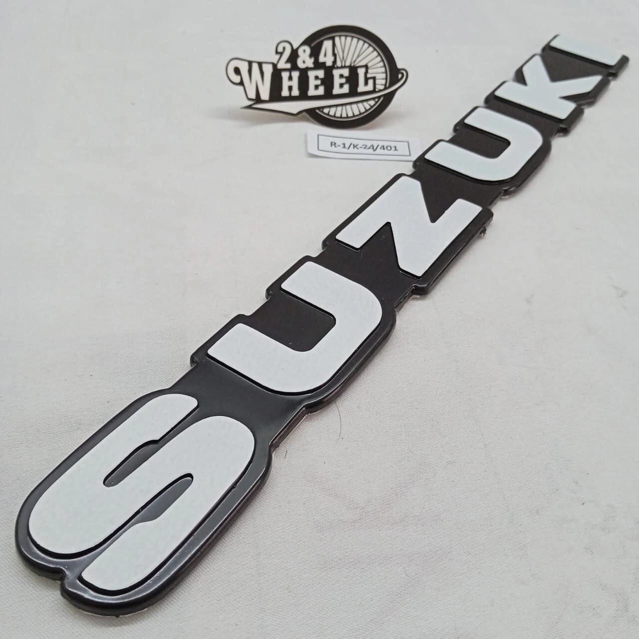 Suzuki Jimny Samurai Sierra SJ410 SJ413 Front Grille Badge Emblem NEW - Image 3