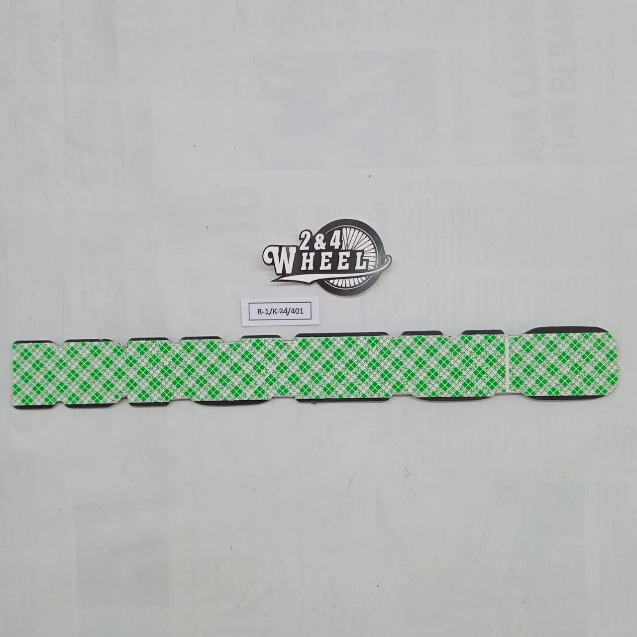 Suzuki Jimny Samurai Sierra SJ410 SJ413 Front Grille Badge Emblem NEW - Image 4