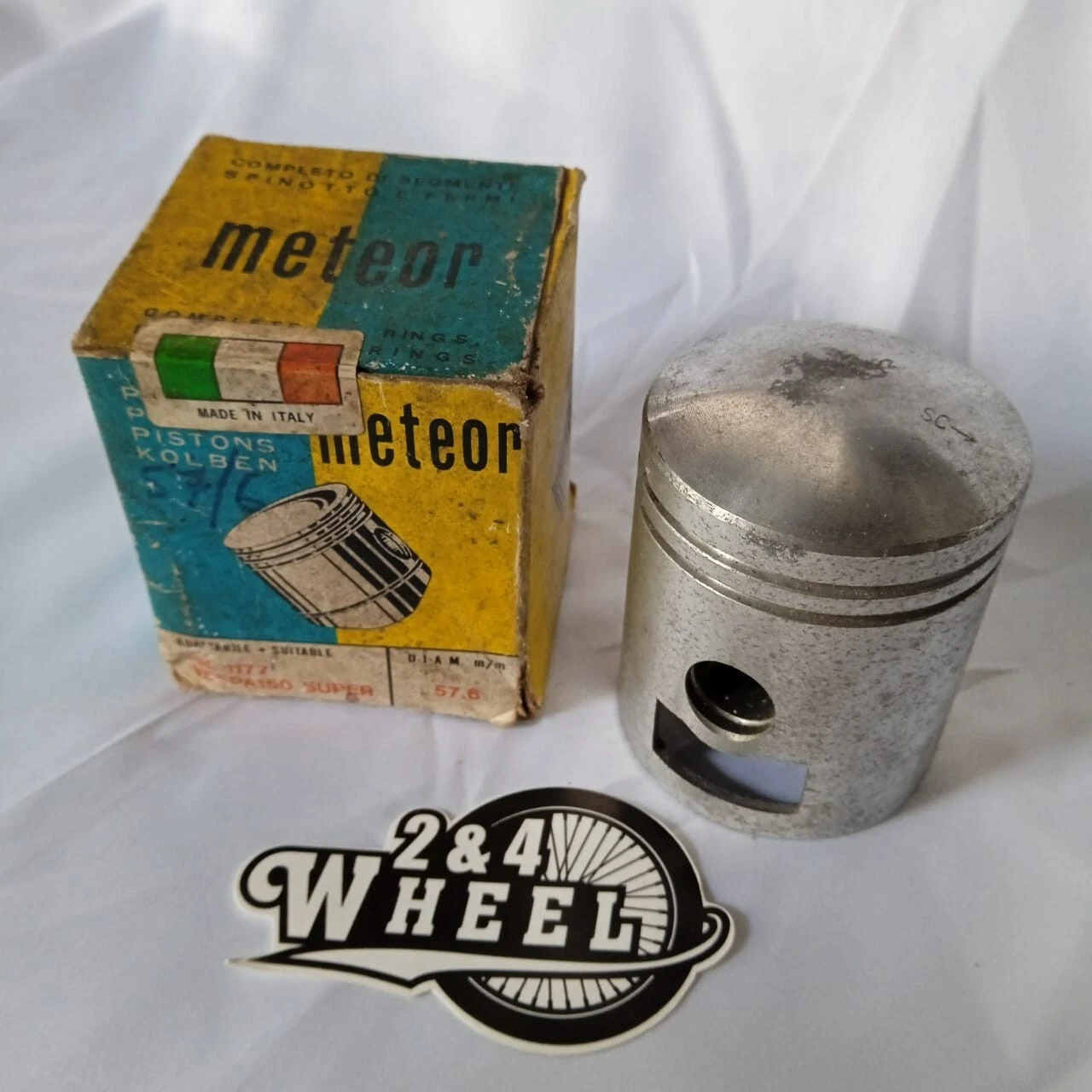 Meteor Piston 57.6 For Vespa 150 Super Meteor Piston For Vespa 150 Super 57.6 - Image 2