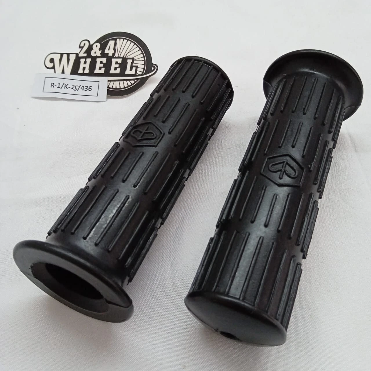 Vespa Super Sprint PX PE LML Stella Star Handgrip Hands Grip Cung Logo 1 Pair - Image 3