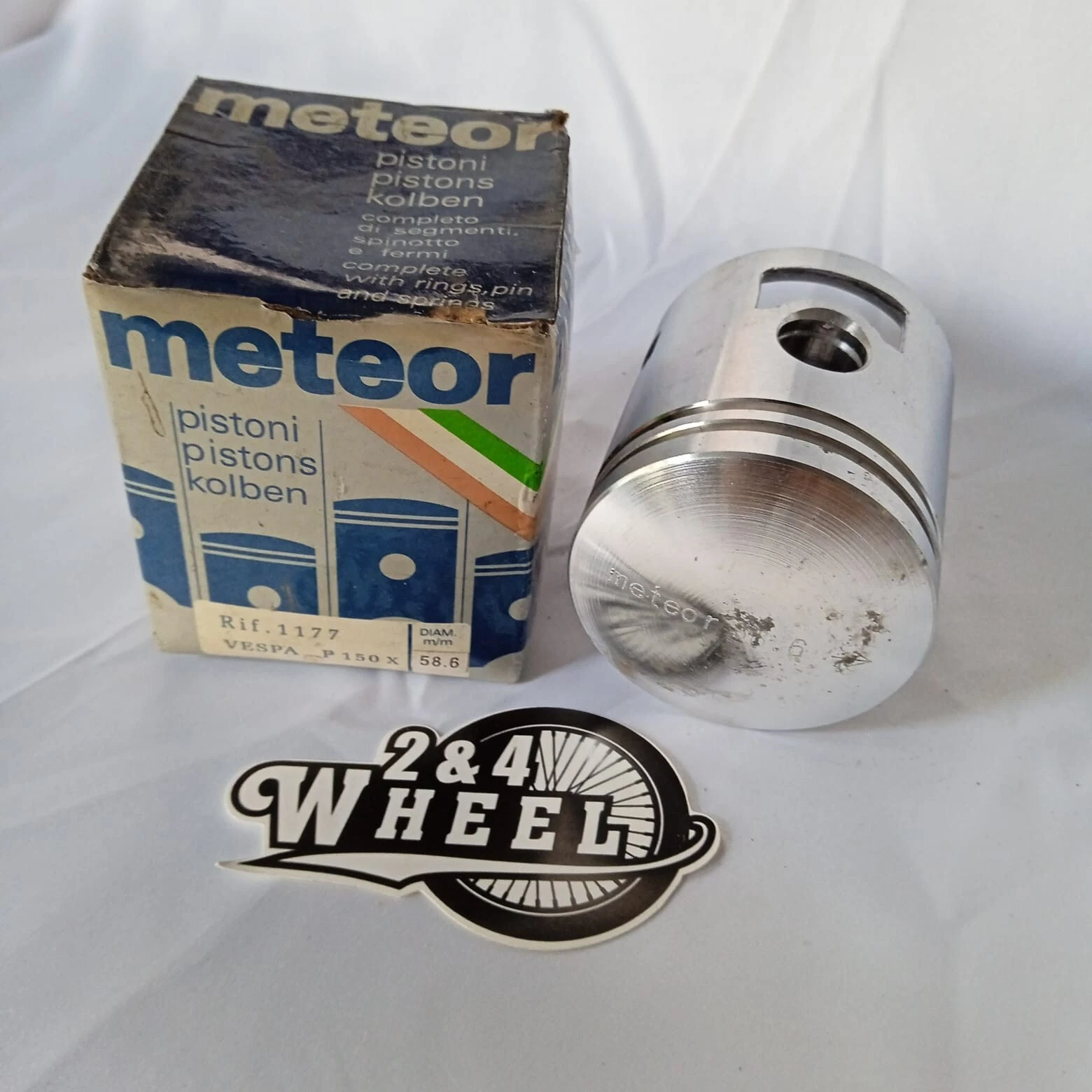 Meteor Piston 58.6 For Vespa P150X Meteor Piston For Vespa P150X 58.6 - Image 2