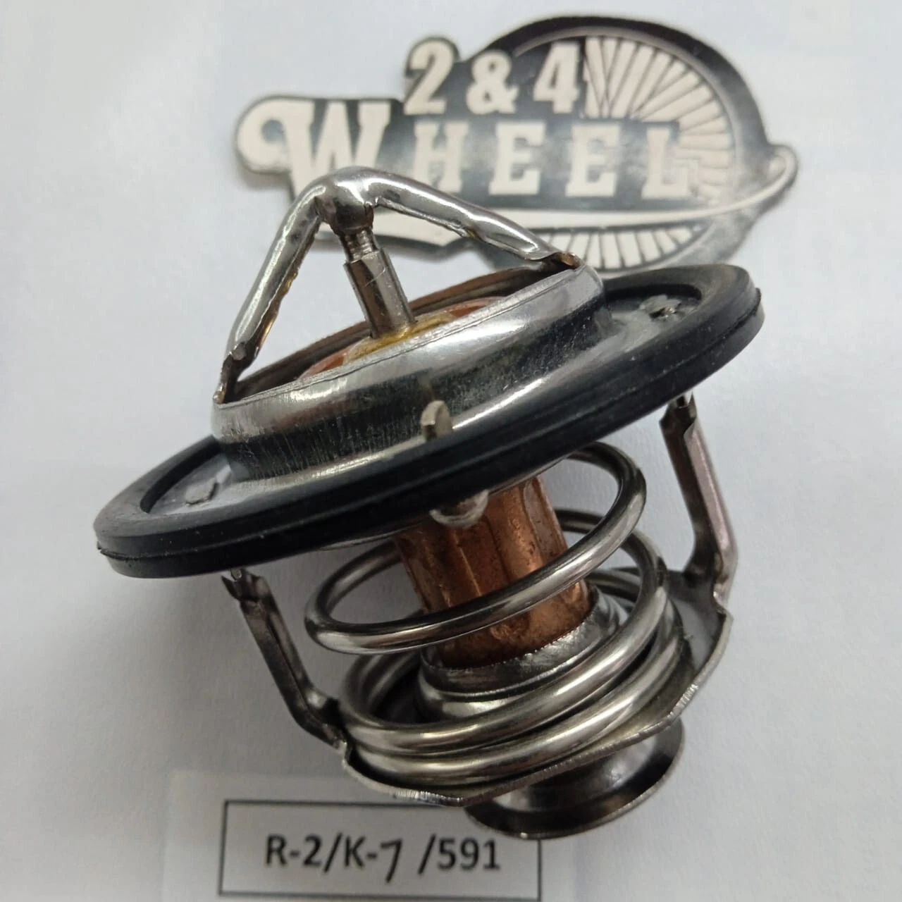 Isuzu DMAX Engine Water Coolant Thermostat 82 Degrees 8-97361770-0 NEW - Image 3
