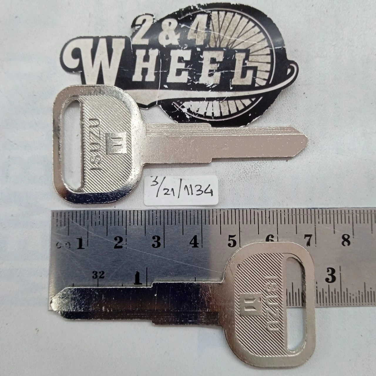 Isuzu Blank Key Spare Package Of 2 Keys NEW - Image 3