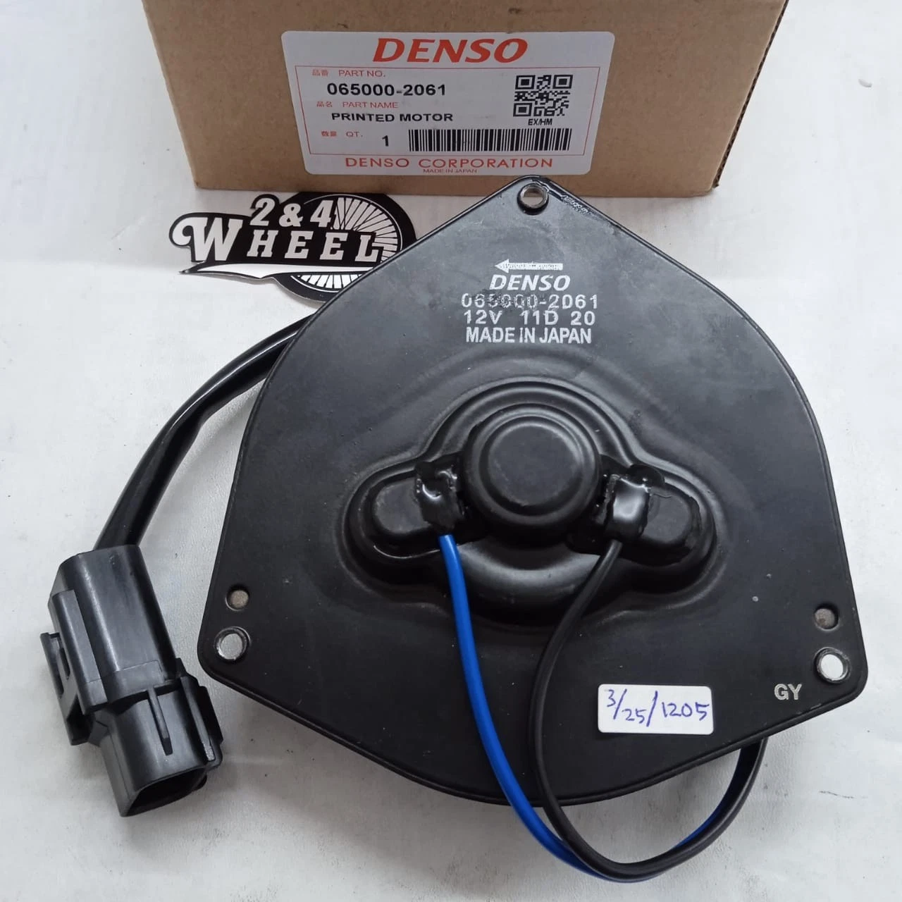 Universal AC Condensor Motor Fan 12v 11D 065000-2061 NEW EXPRESS SHIPPING - Image 6