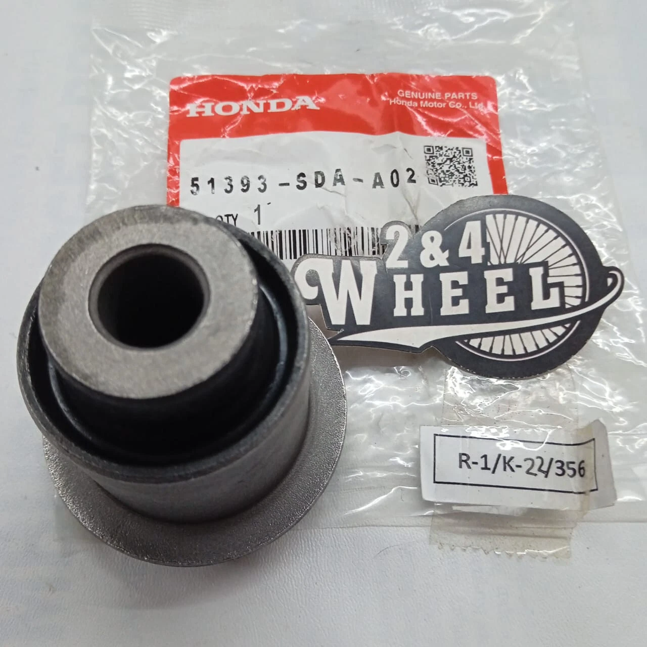 2Pcs Honda Accord 03-12 Front Lower Control Arm Bushing 51393-SDA-A02 NEW OEM - Image 2