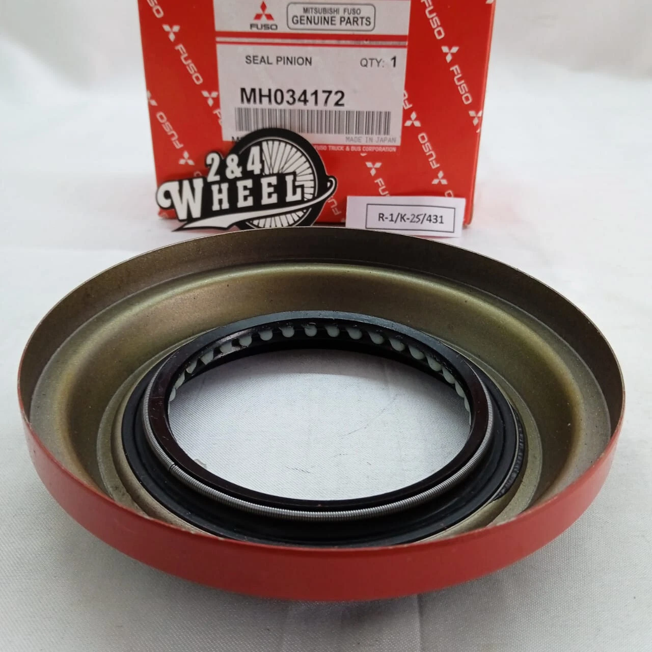 MH034172 Mitsubishi Oil Seal Rear Differential Drive Pin NEW - Image 4