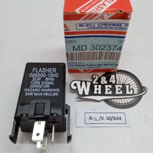 MD302374 Mitsubishi Colt Turn Signal Flasher Relay 066500-1800 25W Max25.6V NEW