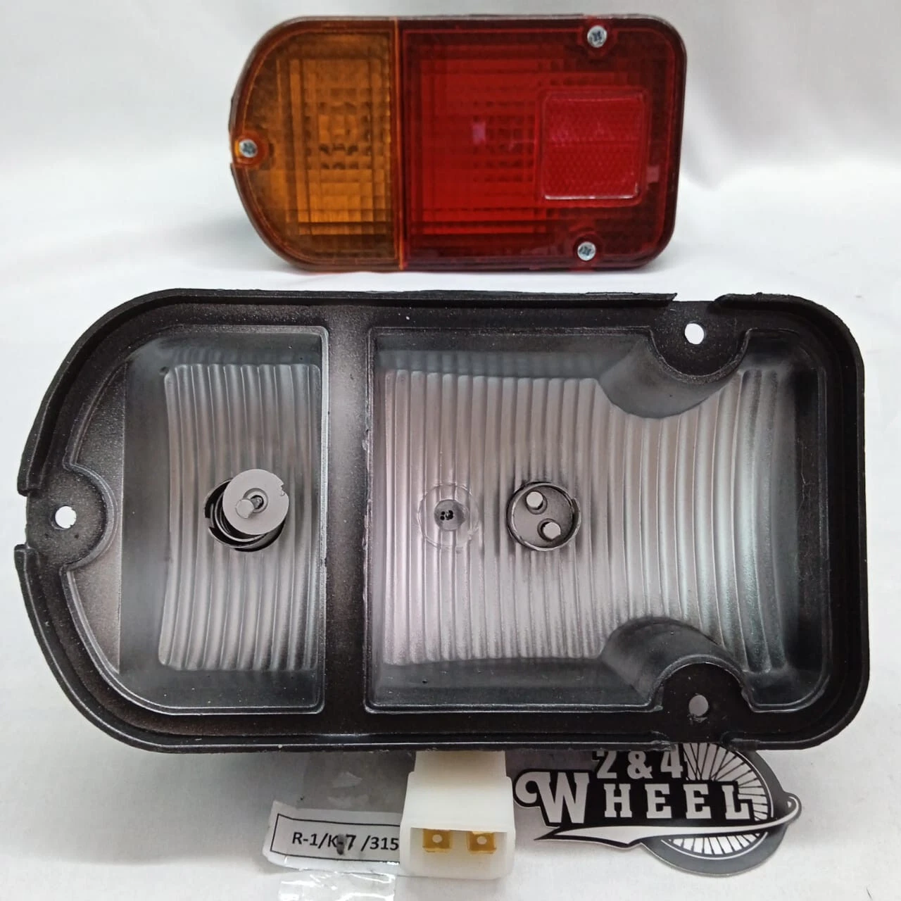 Mitsubishi Minicab Cushman Bravo U41T U42T Rear Tail Light Reverse Lamp Assy NEW - Image 8