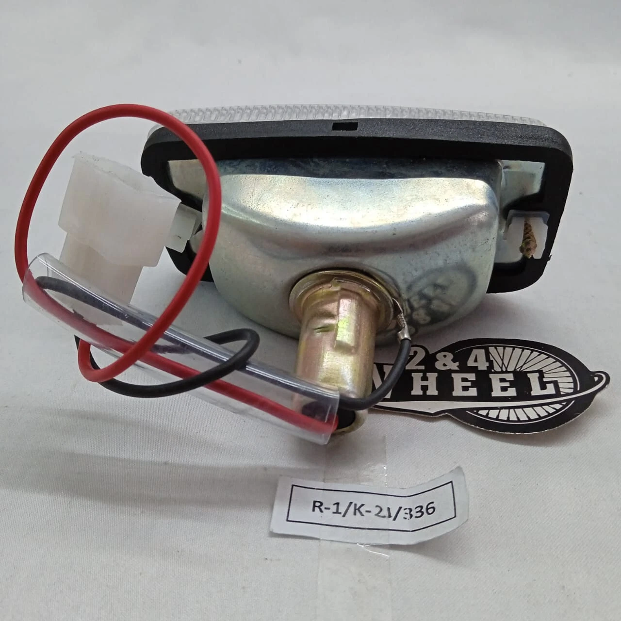 Mitsubishi Minicab Cushman Bravo U41T U42T Rear Tail Light Reverse Lamp Assy NEW - Image 11