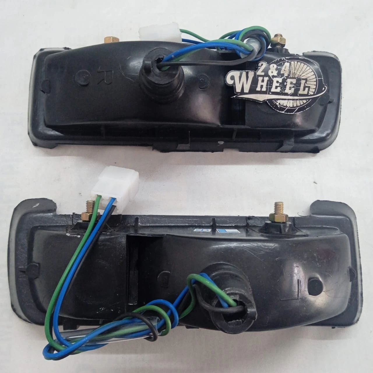 Front Bumper Lamp Light For 75-80 KBD KB20 Bedford Chevrolet LUV Pair R/L - Image 3