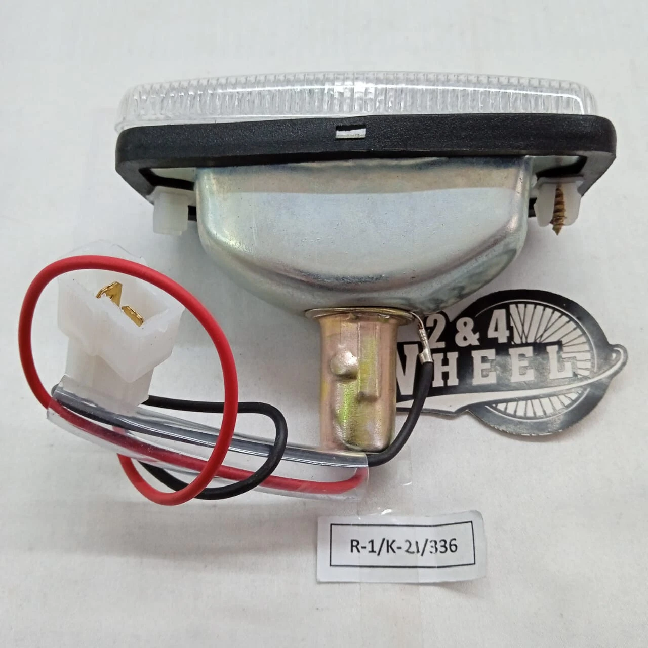 Mitsubishi Minicab Cushman Bravo U41T U42T Reverse Light Lamp Assy NEW - Image 4