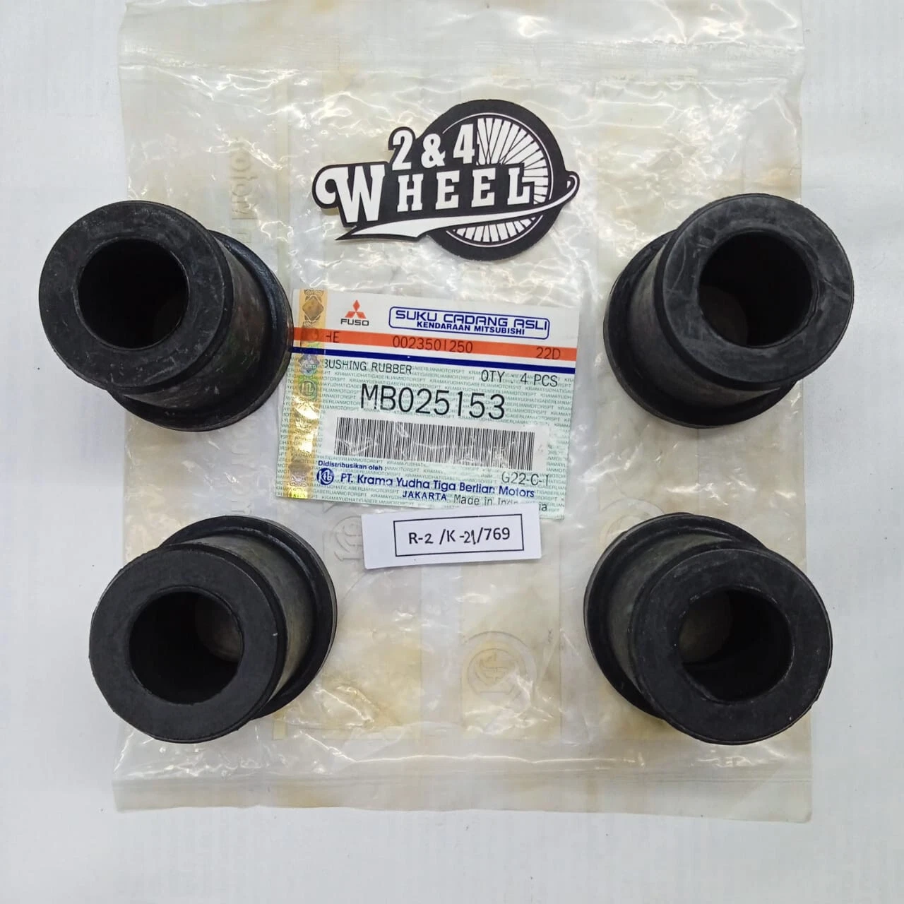 Mitsubishi Fuso Canter FE73 FE83 FE84 FE125 Rear Leaf Spring Bushing Set NEW - Image 2