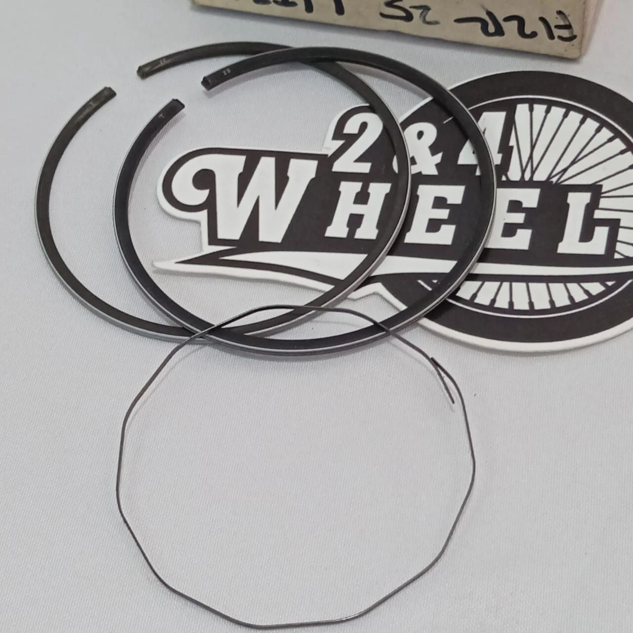 Yamaha F1ZR Piston Ring Set 4WH-E1604-00 Oversize 25 - Image 4