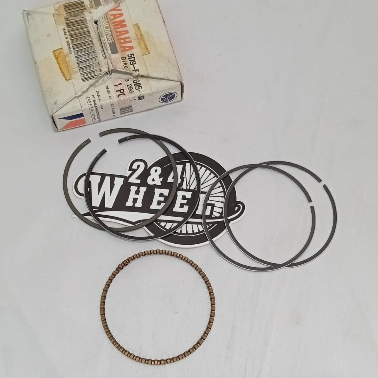 Yamaha VEGA Piston Ring Set 5D9-E1605-00 Oversize 50