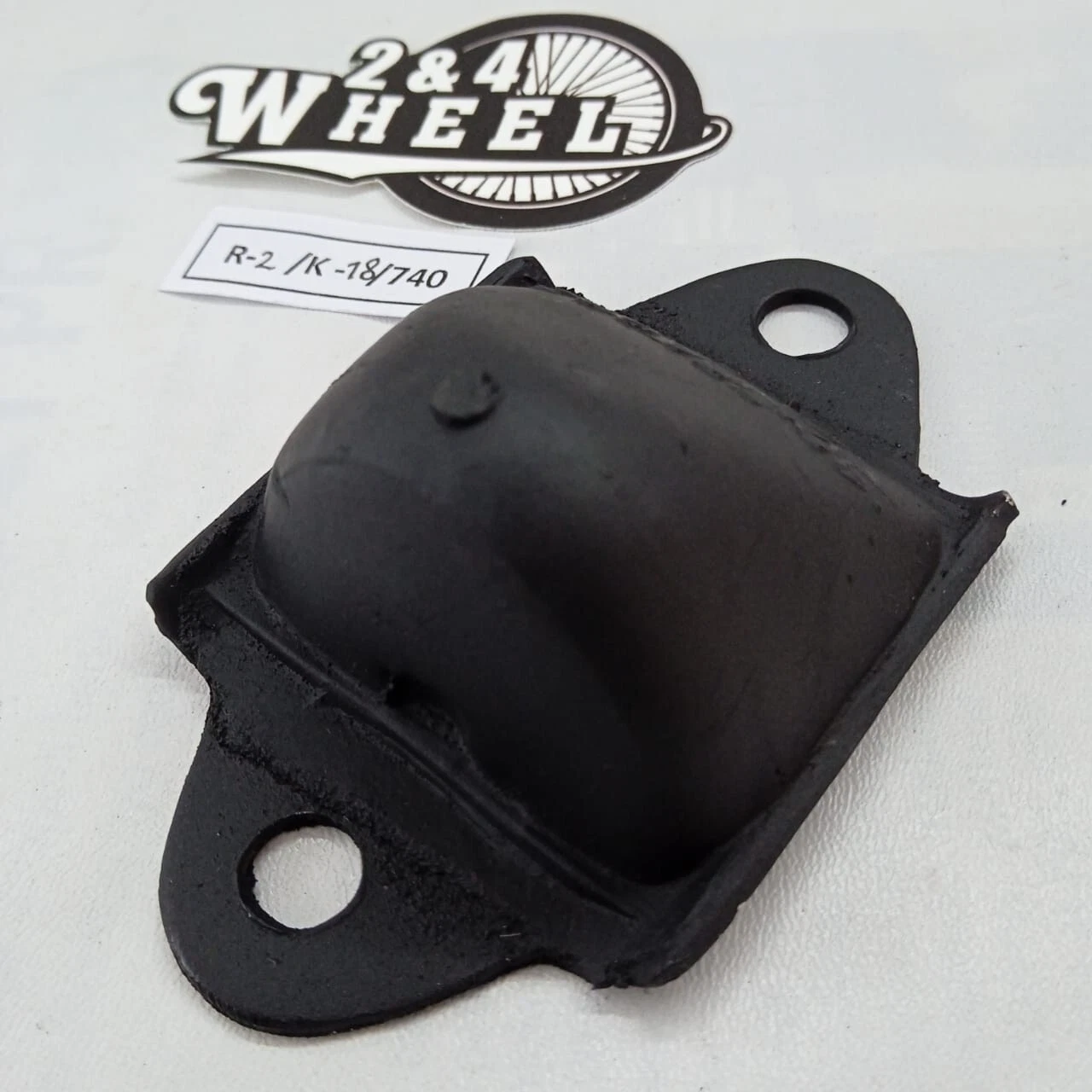 4055A007 Mitsubishi Stopper Kit Front Upper Arm NEW - Image 3