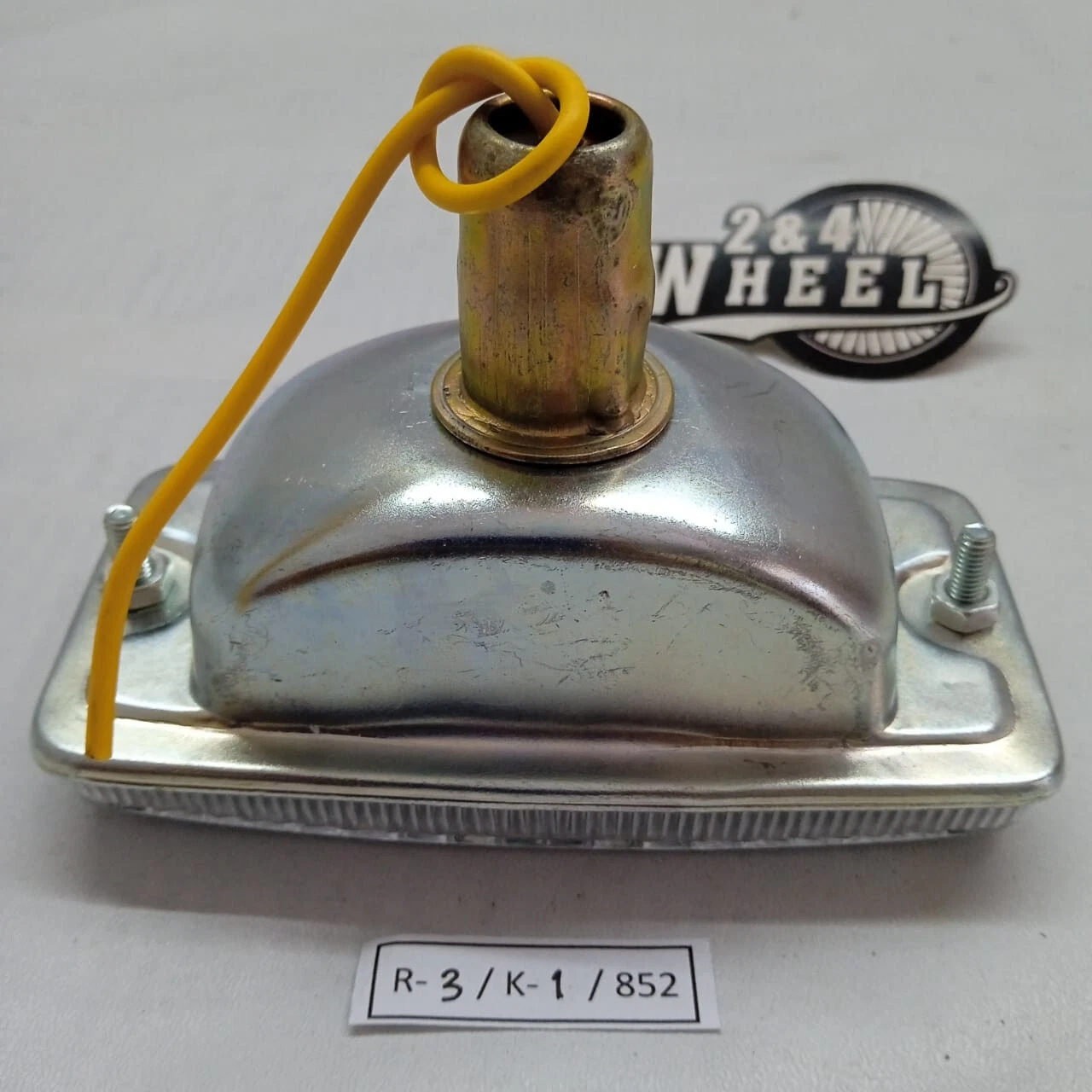 Mitsubishi Minicab Cushman Bravo U41T U42T Reverse Light Lamp Assy NEW - Image 3