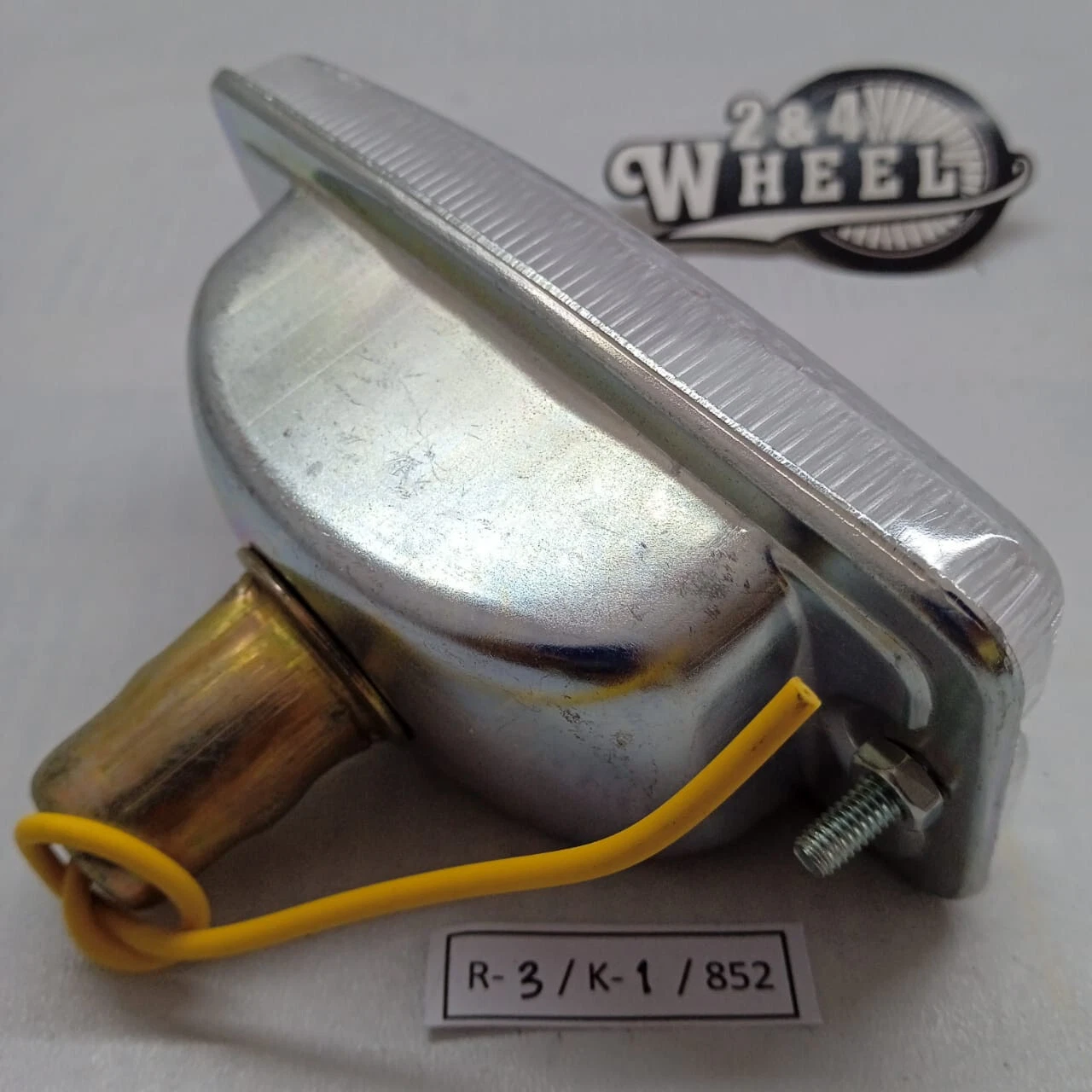 Mitsubishi Minicab Cushman Bravo U41T U42T Reverse Light Lamp Assy NEW - Image 4